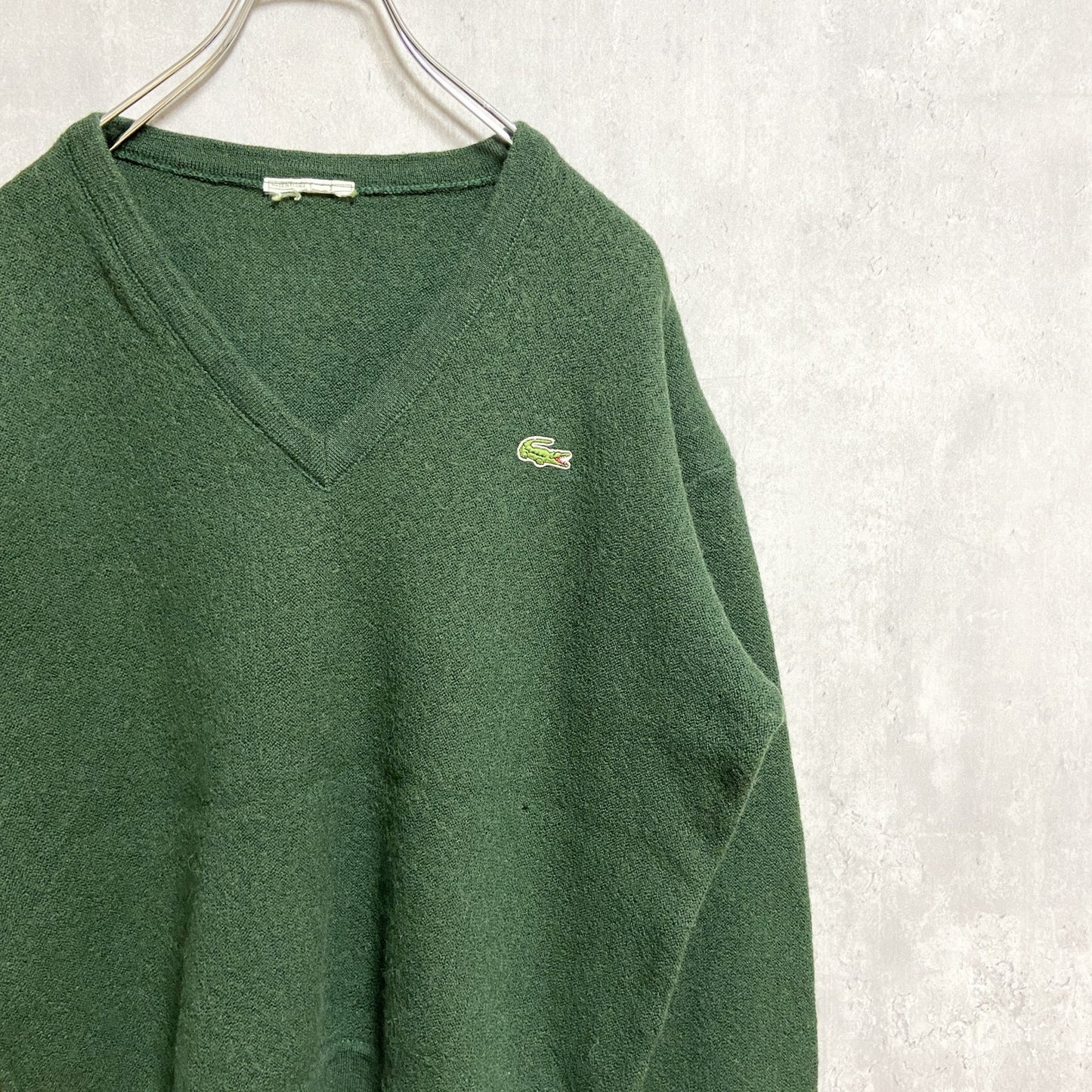 古着　used　70s　80s　LACOSTE　ラコステ　長袖Vネックニット　セーター　フランス製　緑　ヴィンテージ　Mサイズ