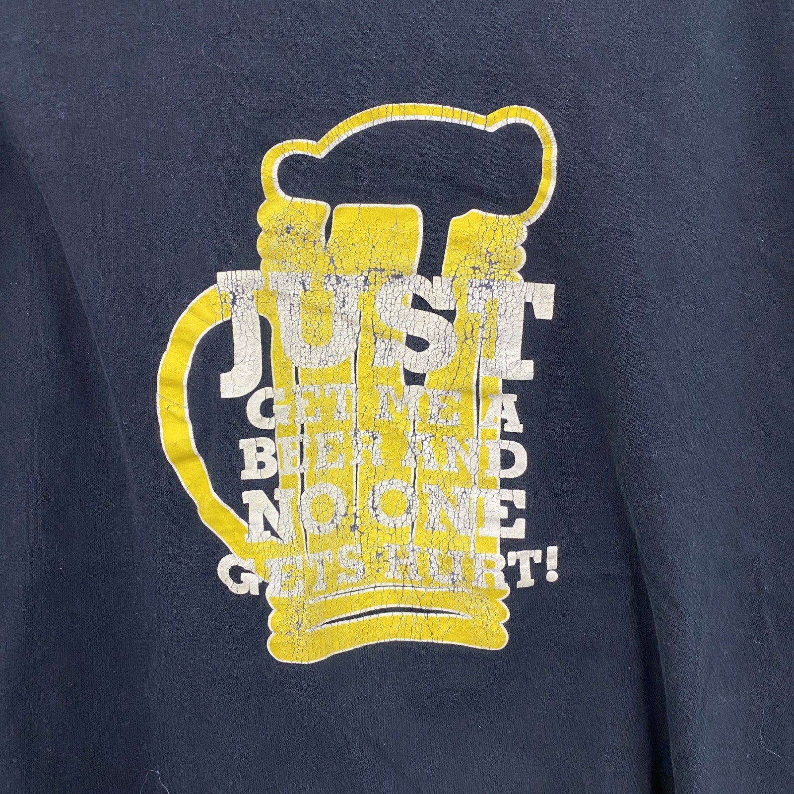 ～00s　AUSTRALIA　半袖プリントTシャツ　メッセージT　BEER　ヴィンテージ　黒　ブラック　Mサイズ　古着