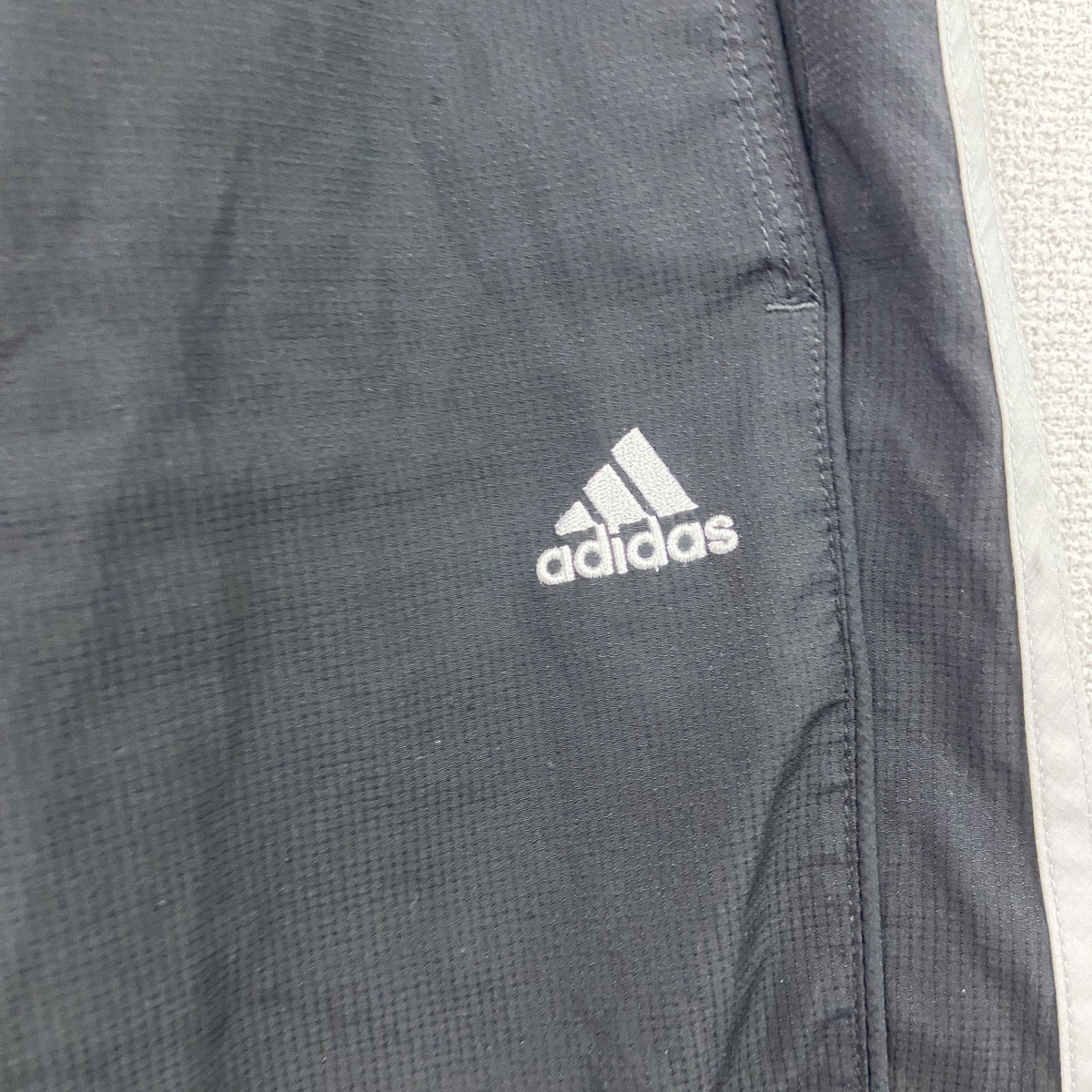 adidas　アディダス　トラックパンツ/ジャージパンツ　黒　ブラック　Mサイズ　古着