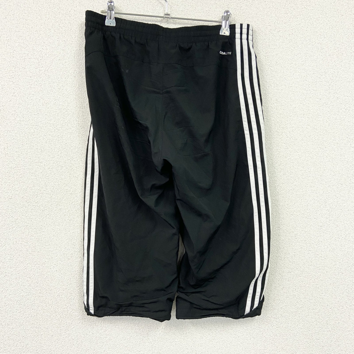 adidas　アディダス　トラックパンツ/ジャージパンツ　黒　ブラック　Mサイズ　古着