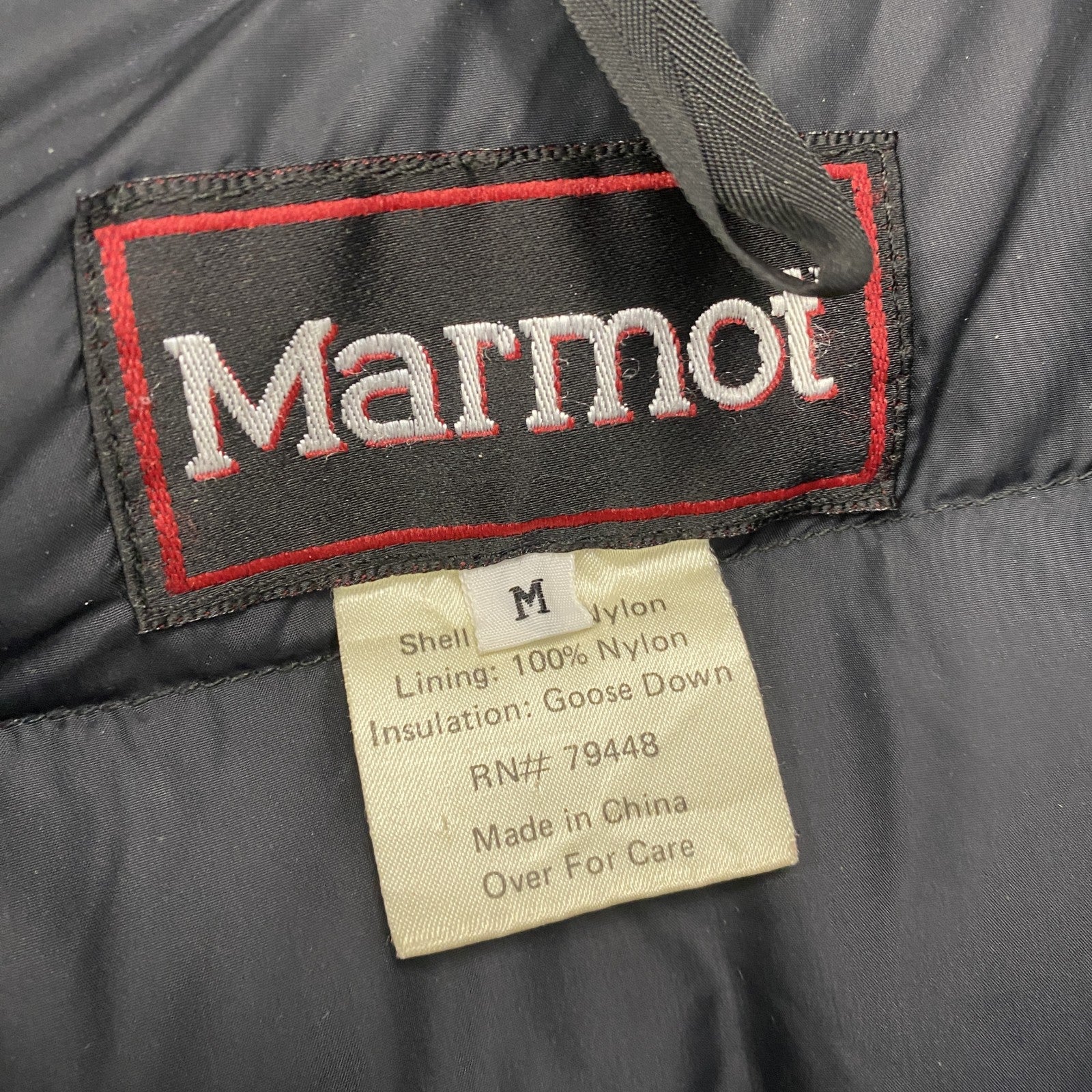 Marmot　マーモット　フルジップダウンベスト　刺繍ロゴ　黒　ブラック　Mサイズ　古着