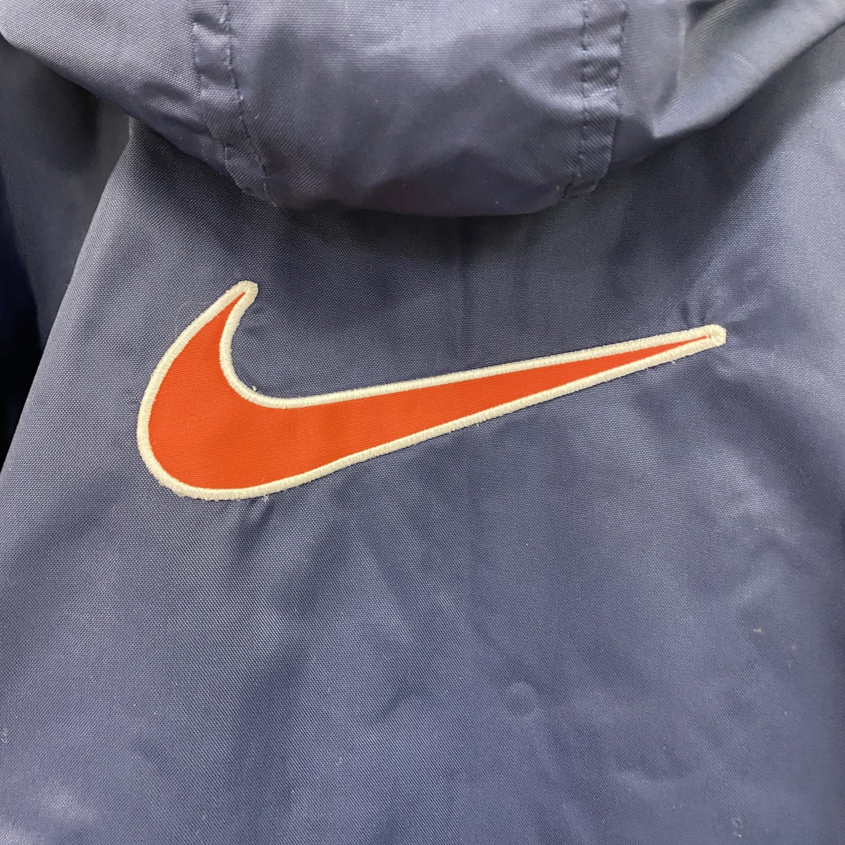 90s　NIKE　ナイキ　中綿ジャケット　スウッシュ　デカロゴ　ヴィンテージ　紺　ネイビー　Lサイズ　古着