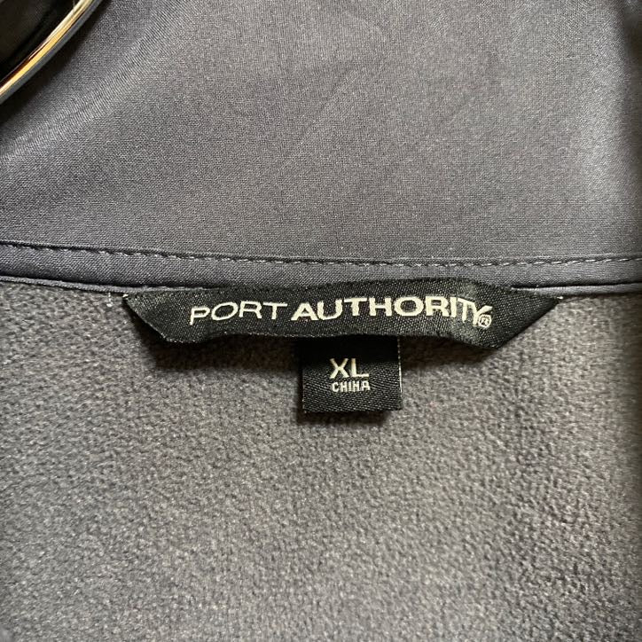 古着 used　PORTAUTHORITY　長袖フルジップブルゾン　アウター　ワンポイントロゴ刺繍　グレー　XLサイズ