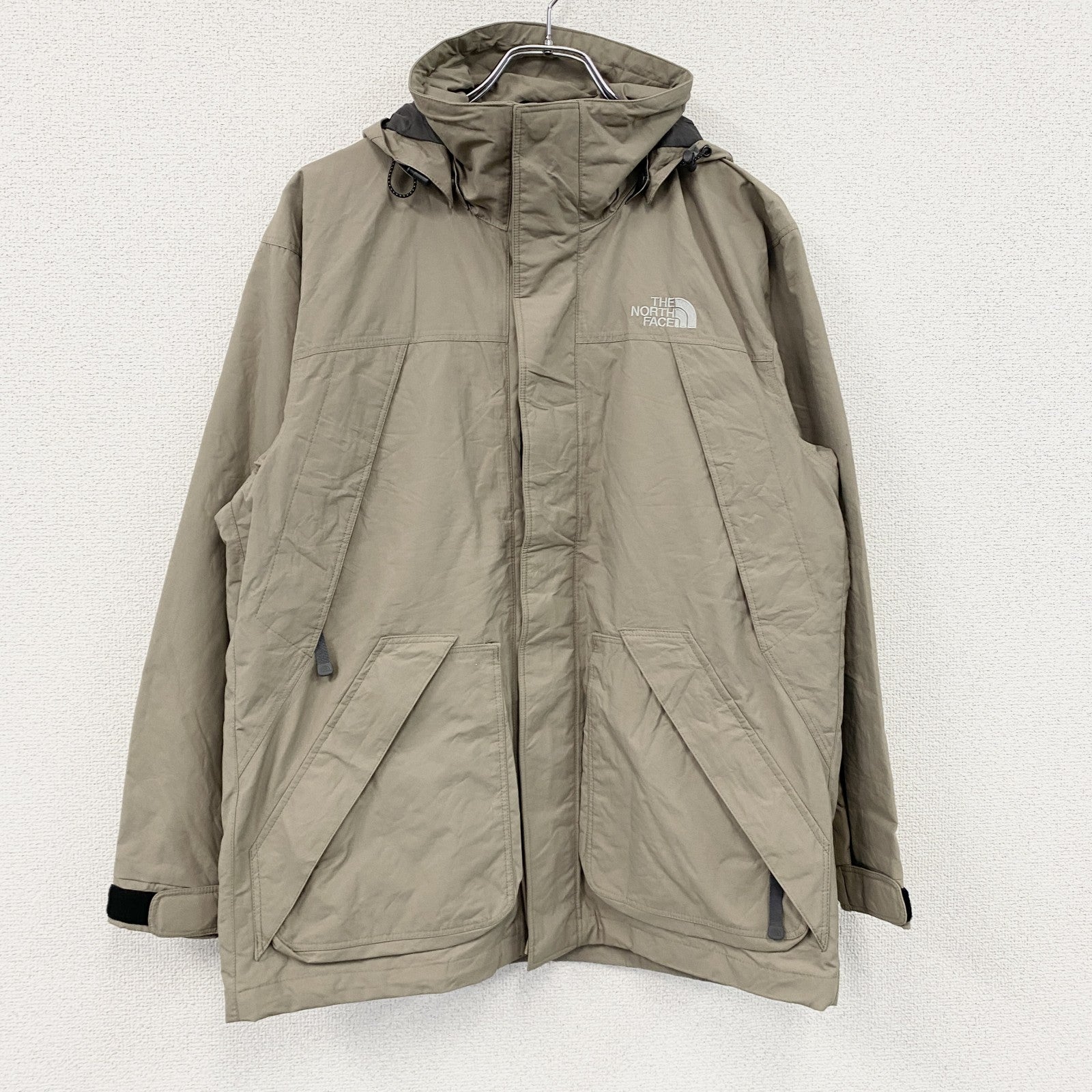 THE NORTH FACE　ザ・ノースフェイス　マウンテンパーカー　比翼仕立て　刺繍ロゴ　ベージュ　Sサイズ　古着