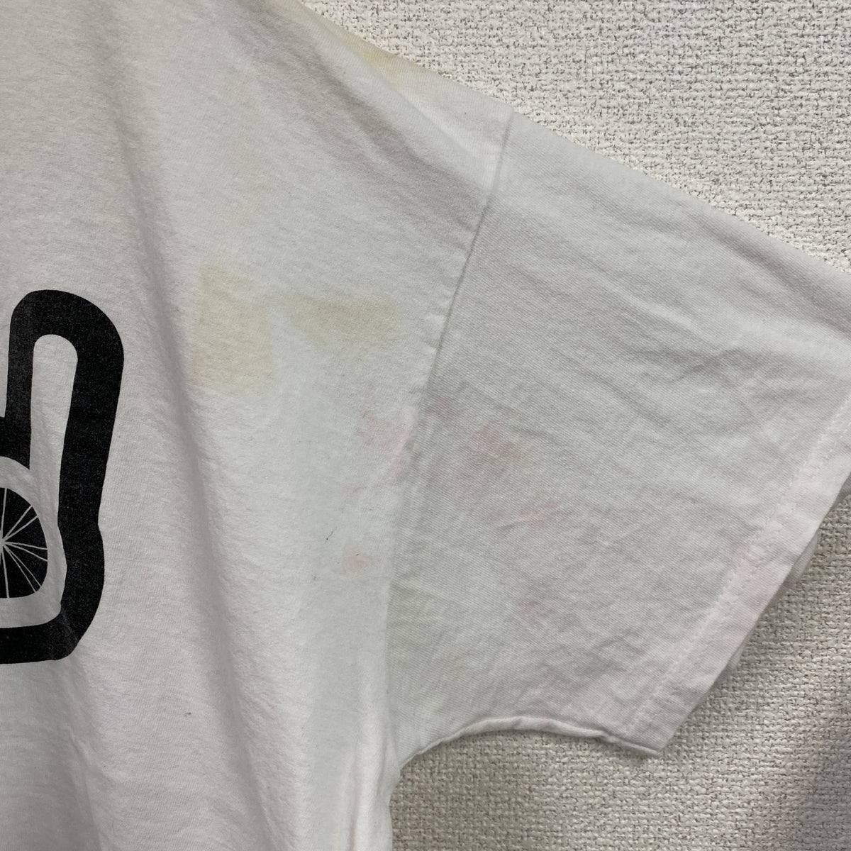 FRUIT OF THE LOOM　フルーツオブザルーム　半袖プリントTシャツ　白　ホワイト　2XLサイズ　古着