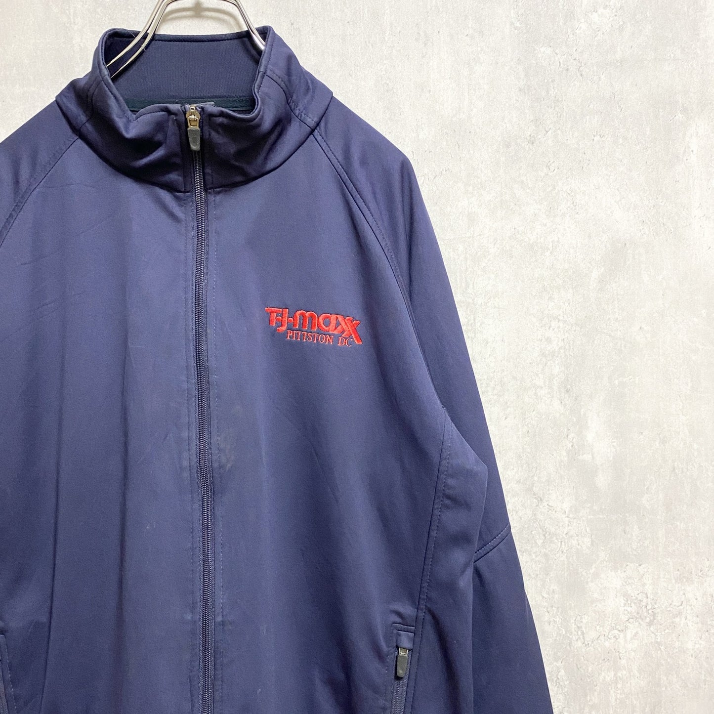 古着 used　ULTRACLUB　長袖フルジップトラックジャケット　ジャージ　ワンポイントロゴ刺繍　ネイビー　Mサイズ