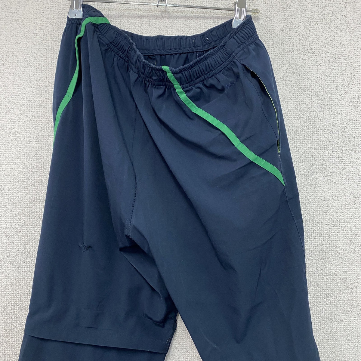 NIKE　ナイキ　ジャージストレートパンツ　トラックパンツ/ジャージ　スウッシュ　紺　ネイビー　古着