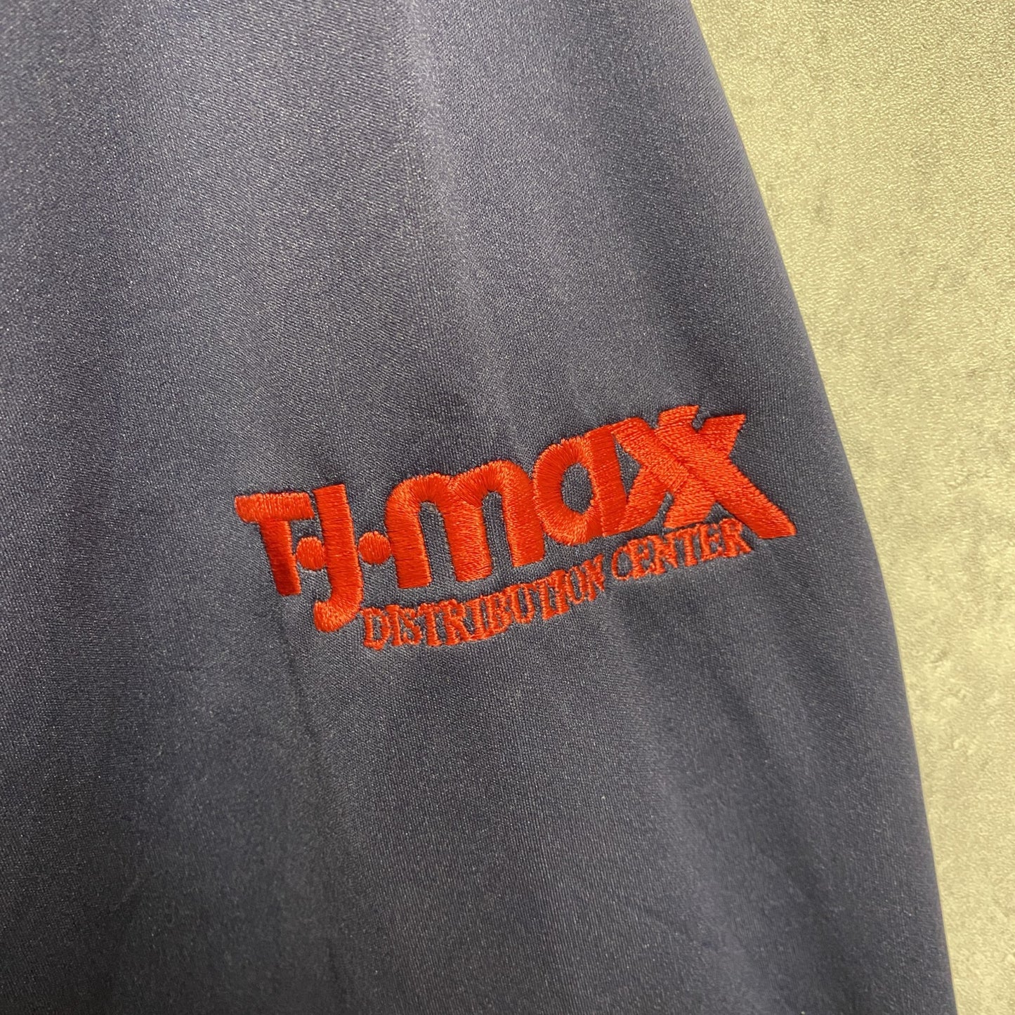 古着 used　ULTRACLUB　長袖フルジップトラックジャケット　ジャージ　ワンポイントロゴ刺繍　ネイビー　Mサイズ