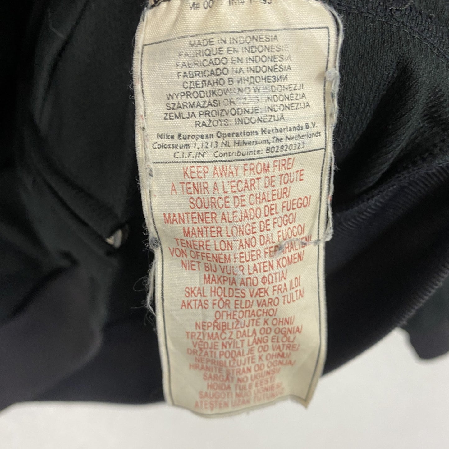00s　NIKE　ナイキ　トラックジャケット/ジャージ　ヴィンテージ　黒　ブラック　Mサイズ
