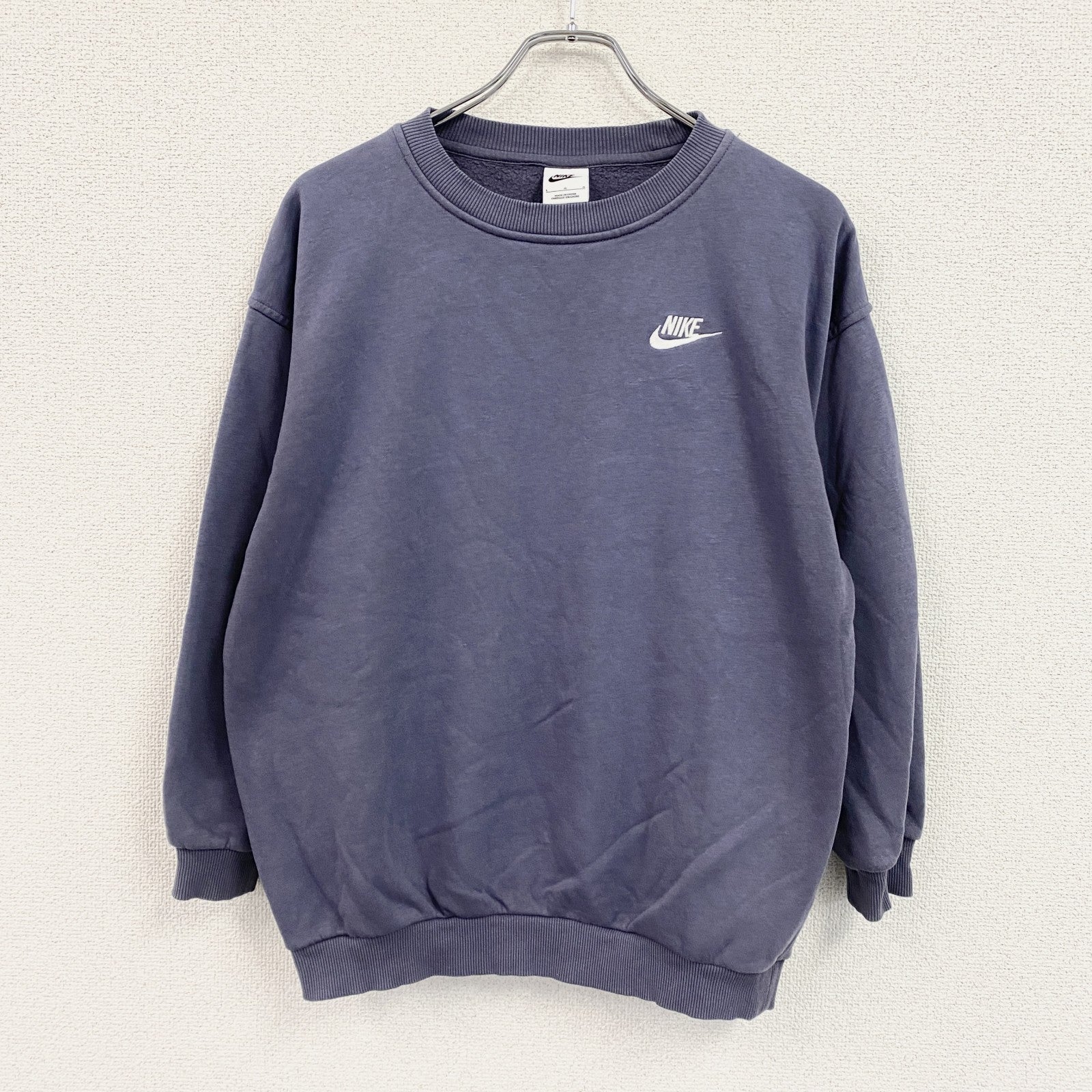 NIKE　ナイキ　スウェット/トレーナー　スウッシュ　フェード　刺繍ロゴ　ワンポイント　紺　ネイビー　Lサイズ　古着