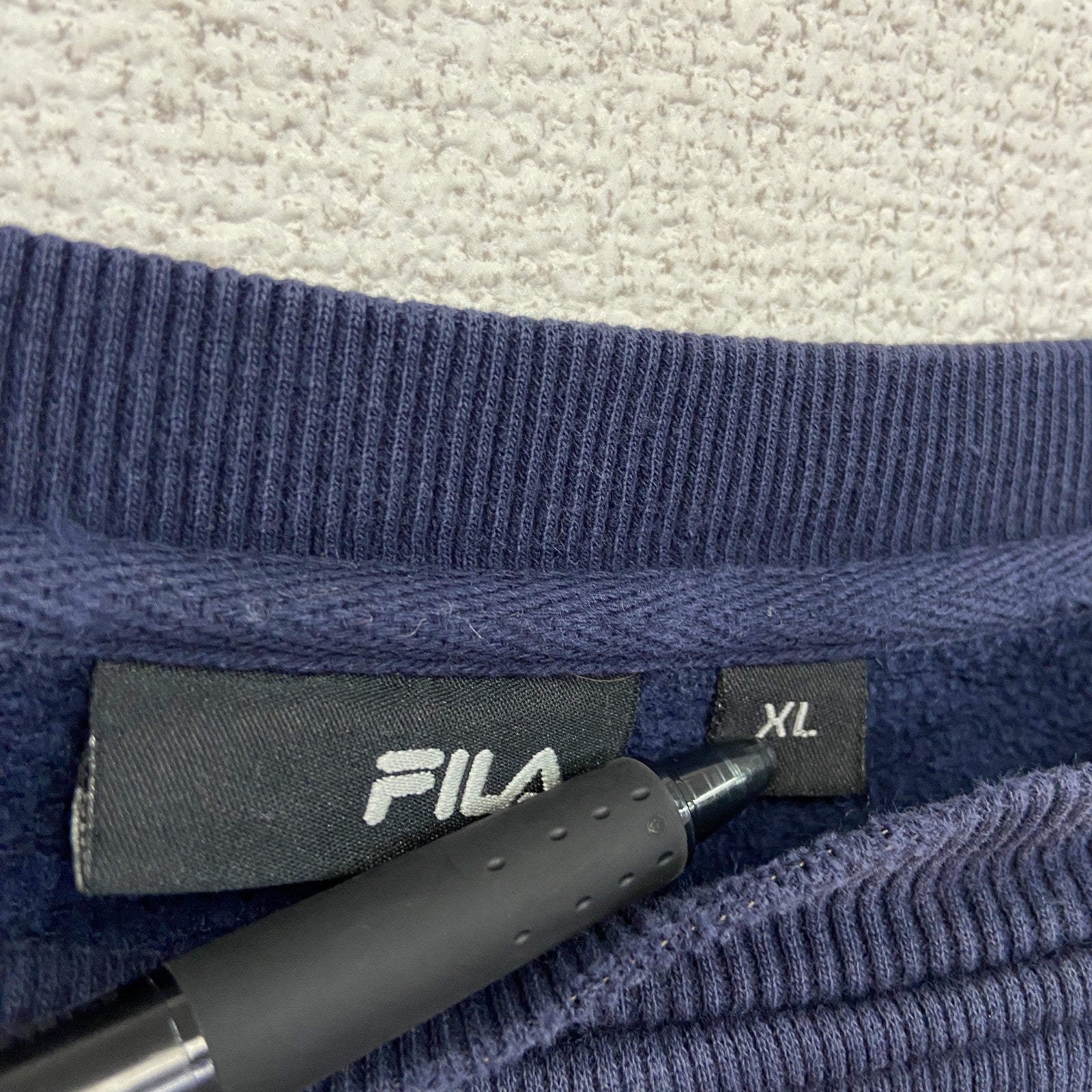 FILA　フィラ　スウェット/トレーナー　前V　フェード　デカロゴ　イタリア　紺　ネイビー　Mサイズ　古着