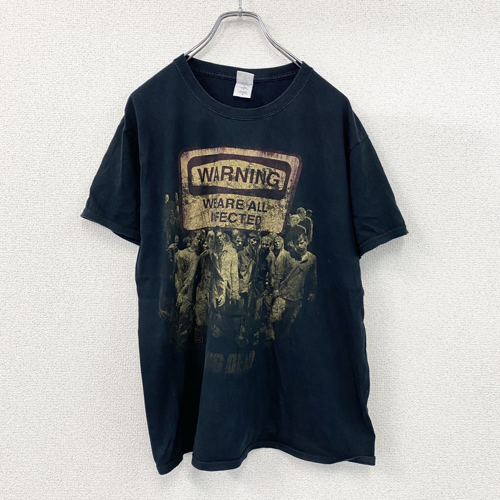 GILDAN　ギルダン　The Walking Dead　ウォーキングデッド　半袖ムービーTシャツ　ゾンビ　黒　ブラック　Lサイズ　古着