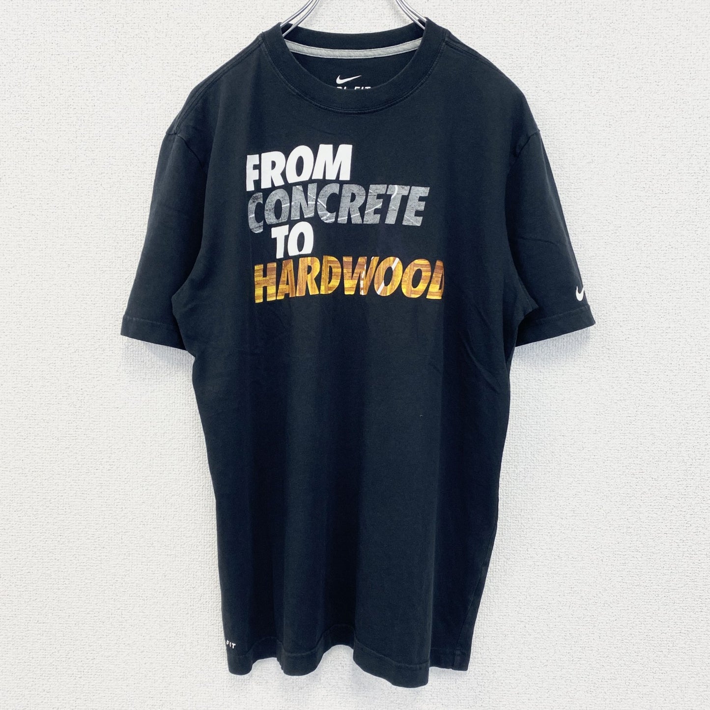 古着 used　NIKE　ナイキ　半袖プリントTシャツ　FROM　CONCRETE　TO　HARDWOOD　ブラック　黒　Mサイズ