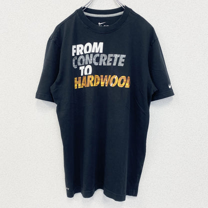 古着 used　NIKE　ナイキ　半袖プリントTシャツ　FROM　CONCRETE　TO　HARDWOOD　ブラック　黒　Mサイズ