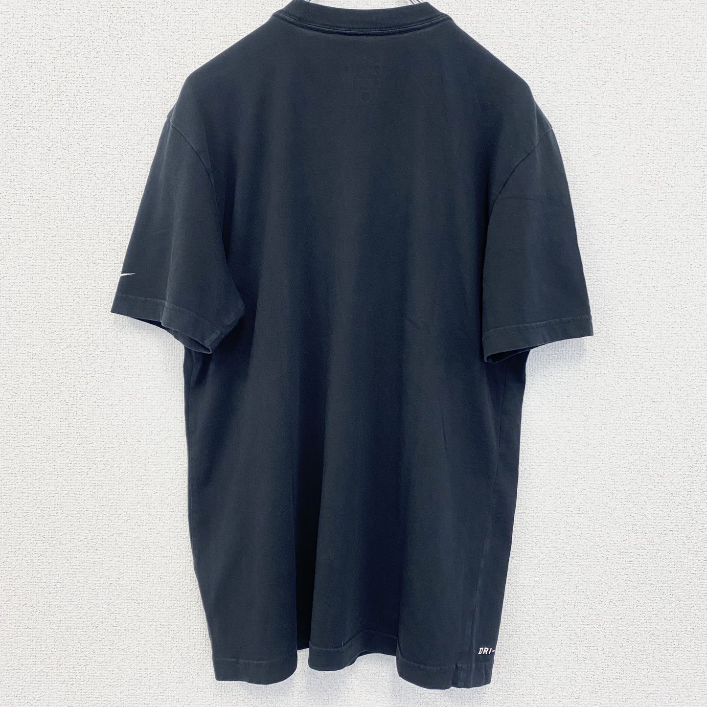 古着 used　NIKE　ナイキ　半袖プリントTシャツ　FROM　CONCRETE　TO　HARDWOOD　ブラック　黒　Mサイズ