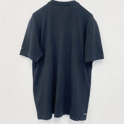 古着 used　NIKE　ナイキ　半袖プリントTシャツ　FROM　CONCRETE　TO　HARDWOOD　ブラック　黒　Mサイズ