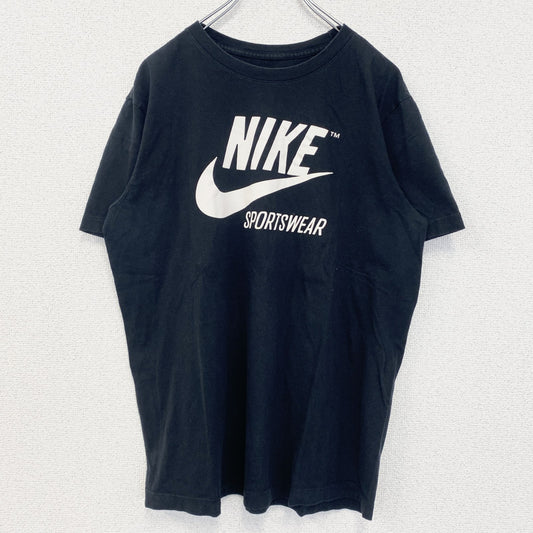古着 used　NIKE　ナイキ　半袖プリントTシャツ　スポーツウェア　SPORTSWEAR　レトロ　ブラック　黒　Mサイズ