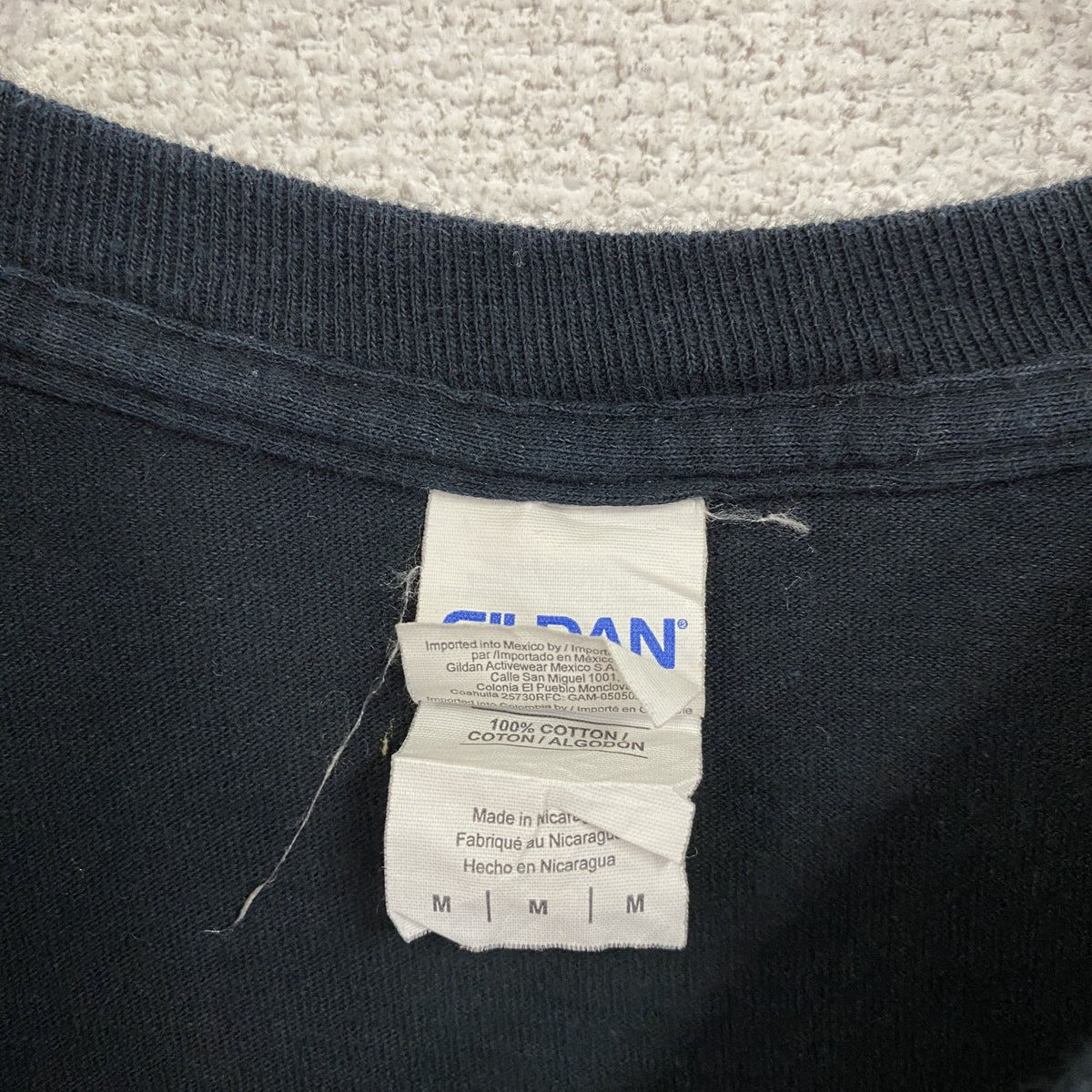 GILDAN　ギルダン　長袖プリントTシャツ/ロンT　両面プリント　黒　ブラック　Mサイズ　古着