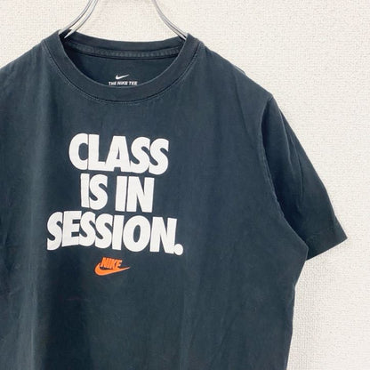 古着 used　NIKE　ナイキ　半袖プリントTシャツ　CLASS IS IN SESSION　ブラック　黒　XLサイズ