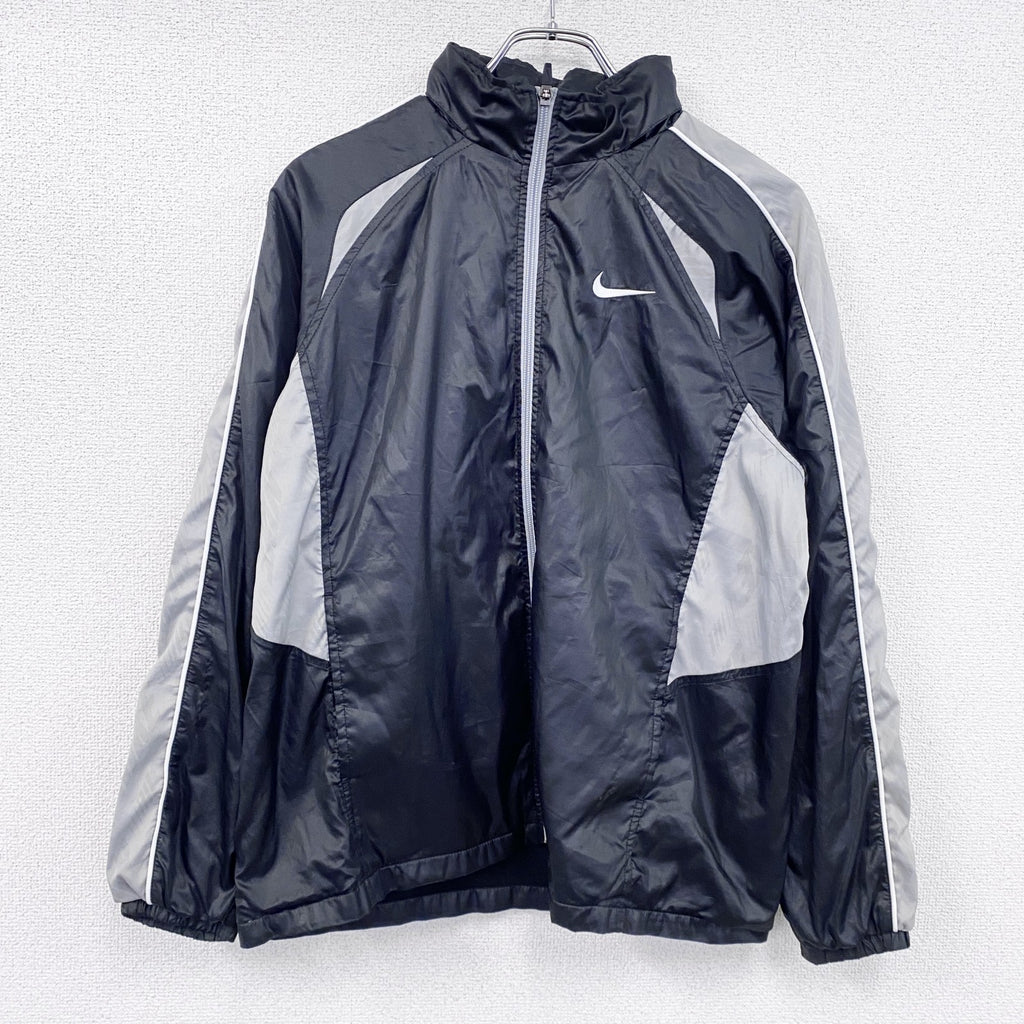 NIKE　ナイキ　トラックジャケット/ジャージパーカー　スウッシュ　黒　ブラック　Lサイズ　古着