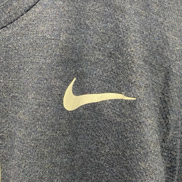 NIKE　ナイキ　半袖プリントTシャツ　スウッシュロゴ　バックプリント　レトロ　ネイビー　紺　Lサイズ　古着