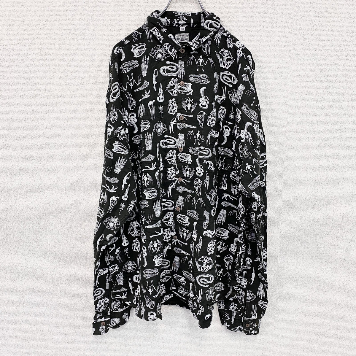 CAROCHE　長袖プリント総柄シャツ　骨柄　　黒　ブラック　２XLサイズ　古着