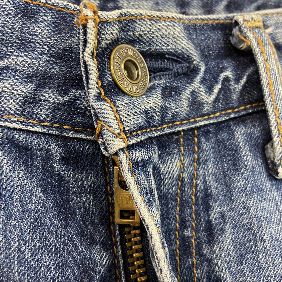 Levi's　リーバイス　503　デニムパンツ/ジーンズ　ジップフライ　インディゴ　W31サイズ　古着