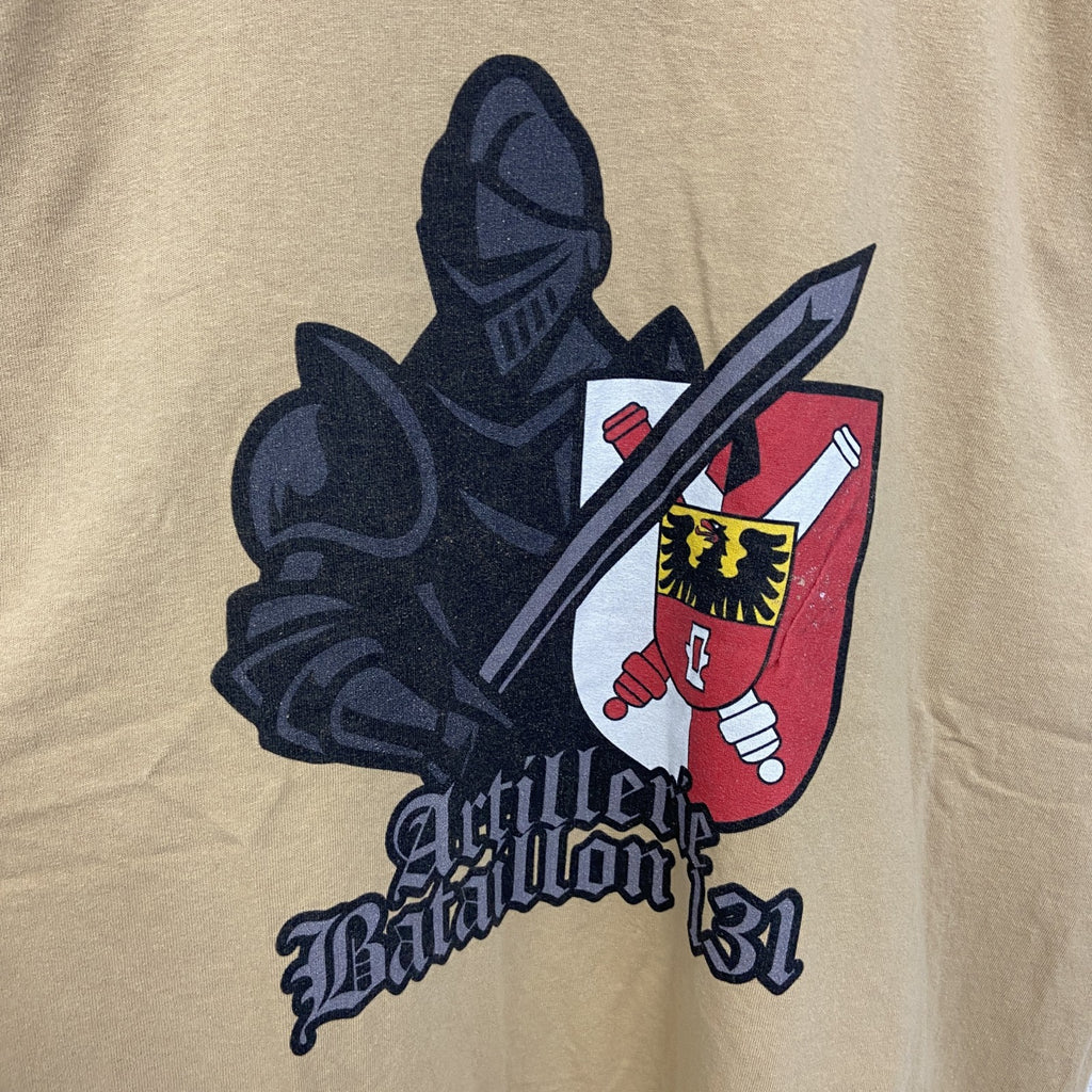 GILDAN　ギルダン　半袖プリントTシャツ　ブラックレター　鎧　騎士道　英字プリント　両面プリント　ベージュ　XLサイズ　古着