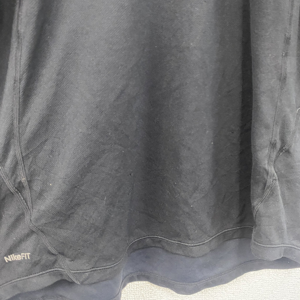 NIKE　ナイキ　半袖Tシャツ　スウッシュ　ラグランスリーブ　ワンポイント　黒　ブラック　Mサイズ　古着