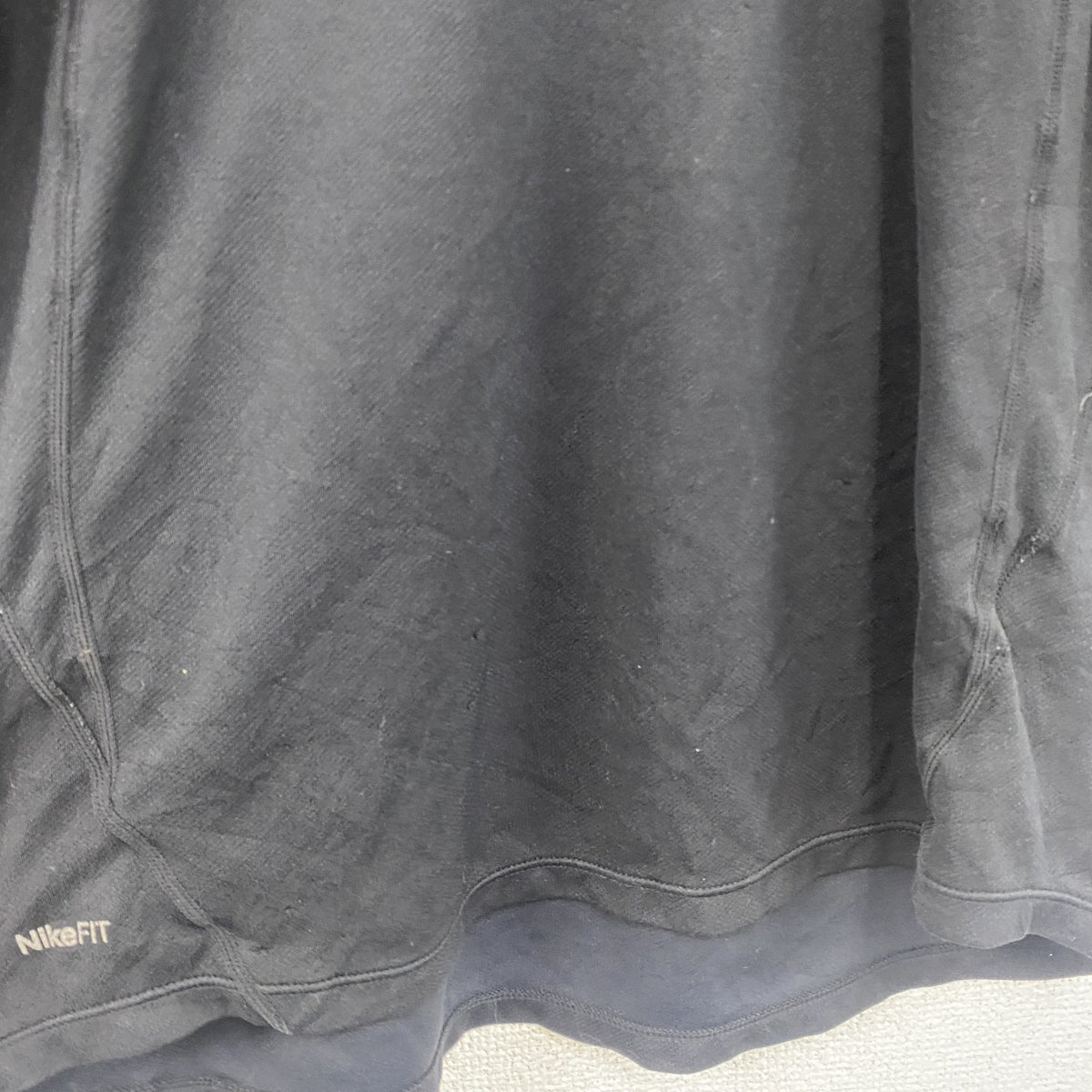 NIKE　ナイキ　半袖Tシャツ　スウッシュ　ラグランスリーブ　ワンポイント　黒　ブラック　Mサイズ　古着