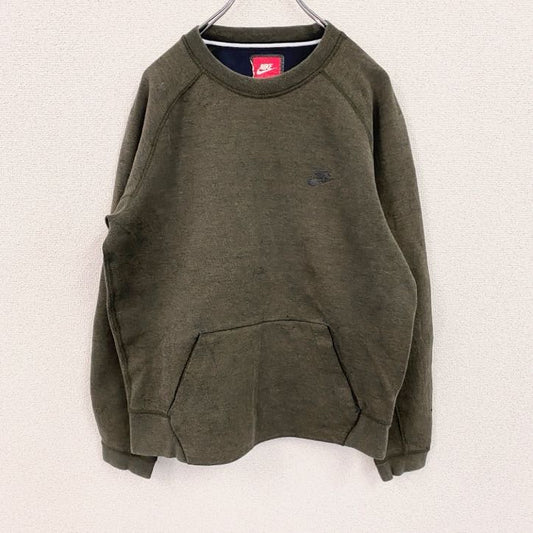 NIKE　ナイキ　スウェット/トレーナー　カーキ　Mサイズ