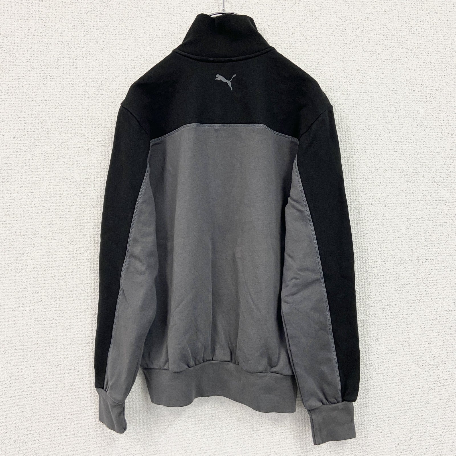 PUMA 　プーマ　長袖フルジップジャージ　ハイネック　バイカラー　黒　ブラック　グレー　灰色　Mサイズ　古着
