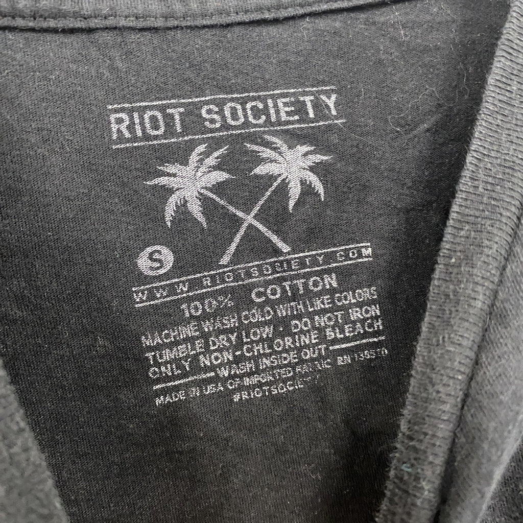 RIOT SOCIETY　半袖プリントアニマルTシャツ　英字プリント　黒　ブラック　Sサイズ　古着