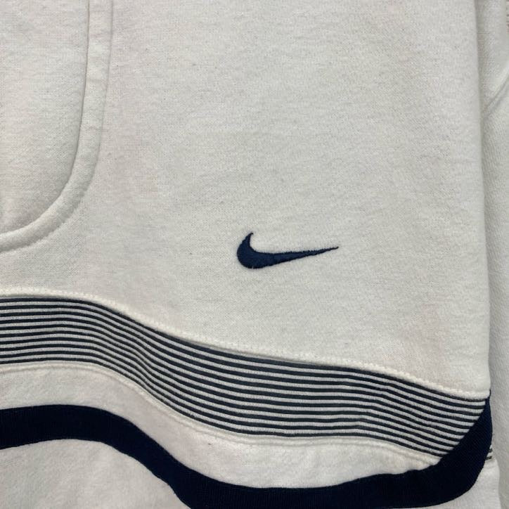 00s　NIKE　ナイキ　ハーフジッププルオーバースウェット　ヴィンテージ　刺繍ロゴ　白　ホワイト　Lサイズ　古着