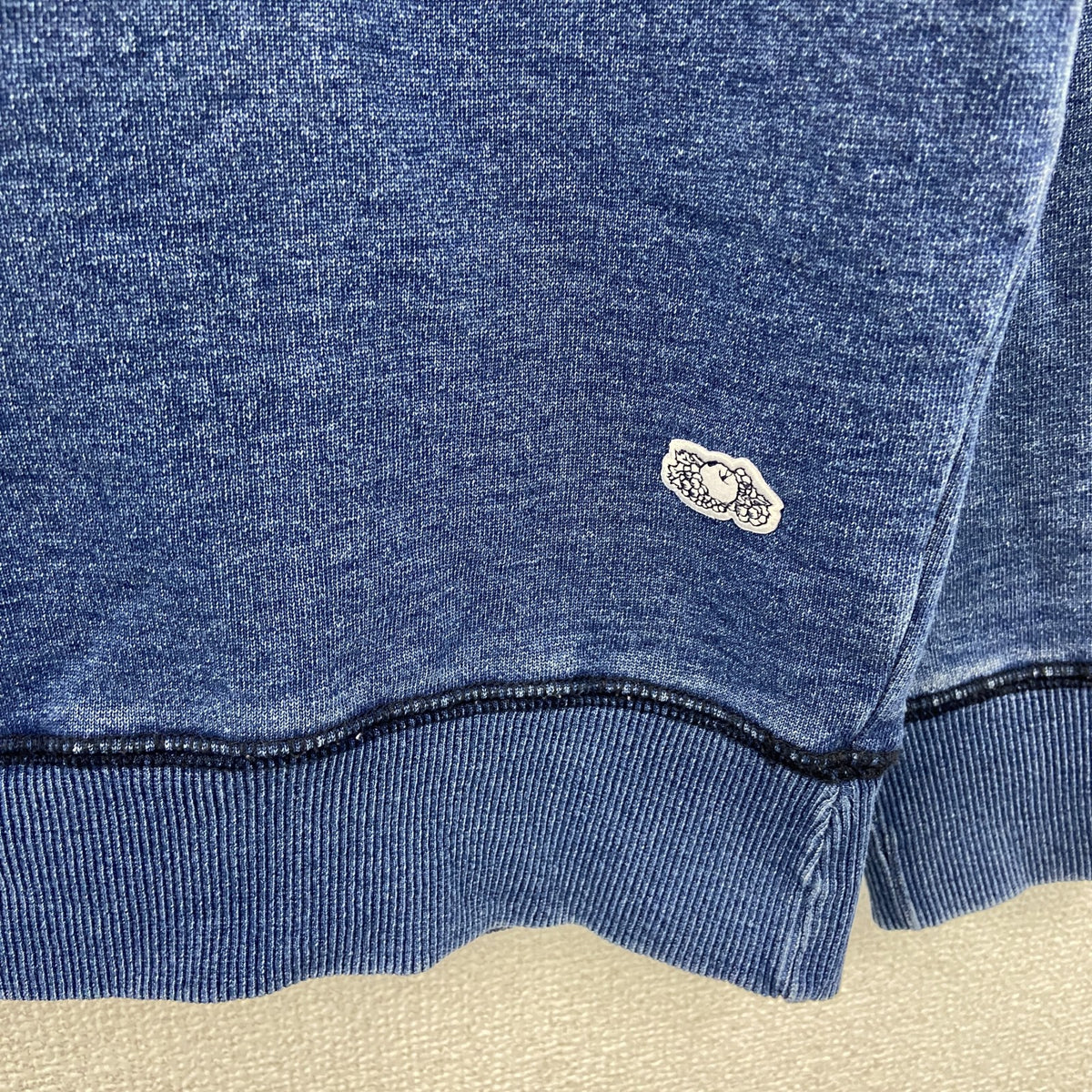 FRUIT OF THE LOOM　フルーツオブザルーム　デニム風スウェットトレーナー　インディゴ　Mサイズ　古着
