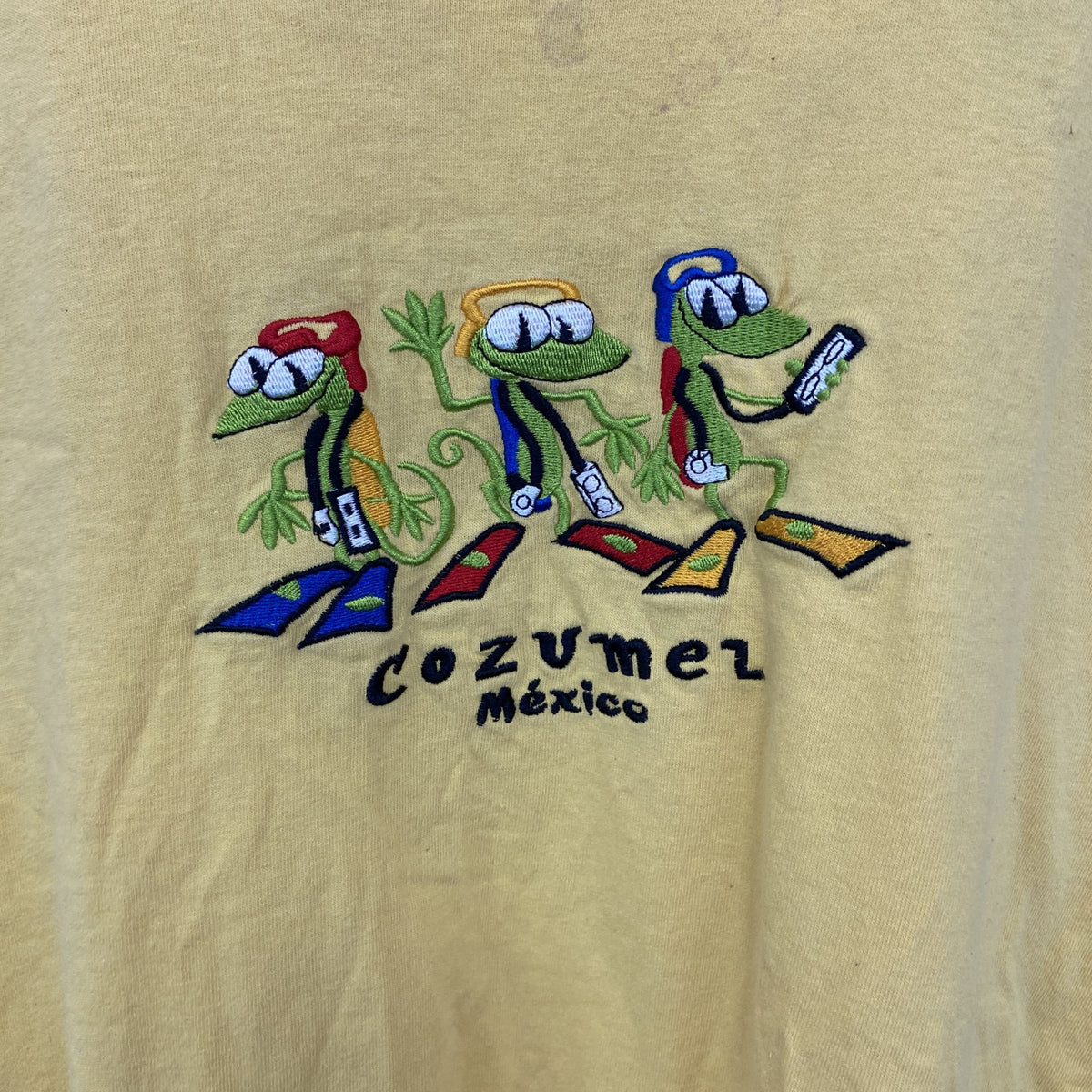 YAZBEK　半袖刺繍デザインTシャツ　ビッグT　Cozumel　メキシコ　クルーネック　黄色　イエロー　2XLサイズ　古着