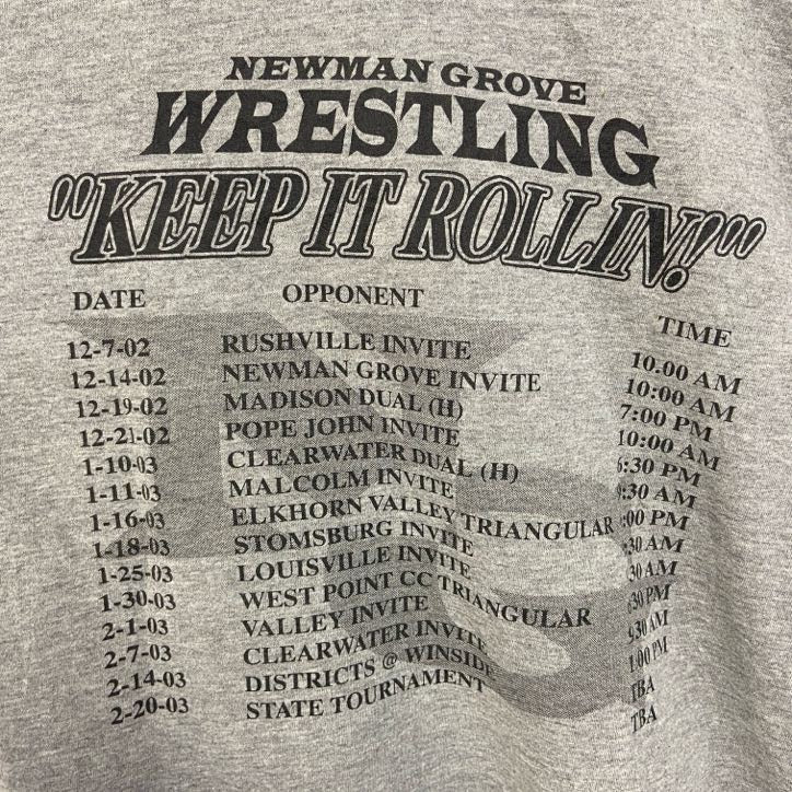 JERZEES ジャージーズ　半袖プリントTシャツ　NEWMAN GROVE　グレー　灰色　クルーネック　古着