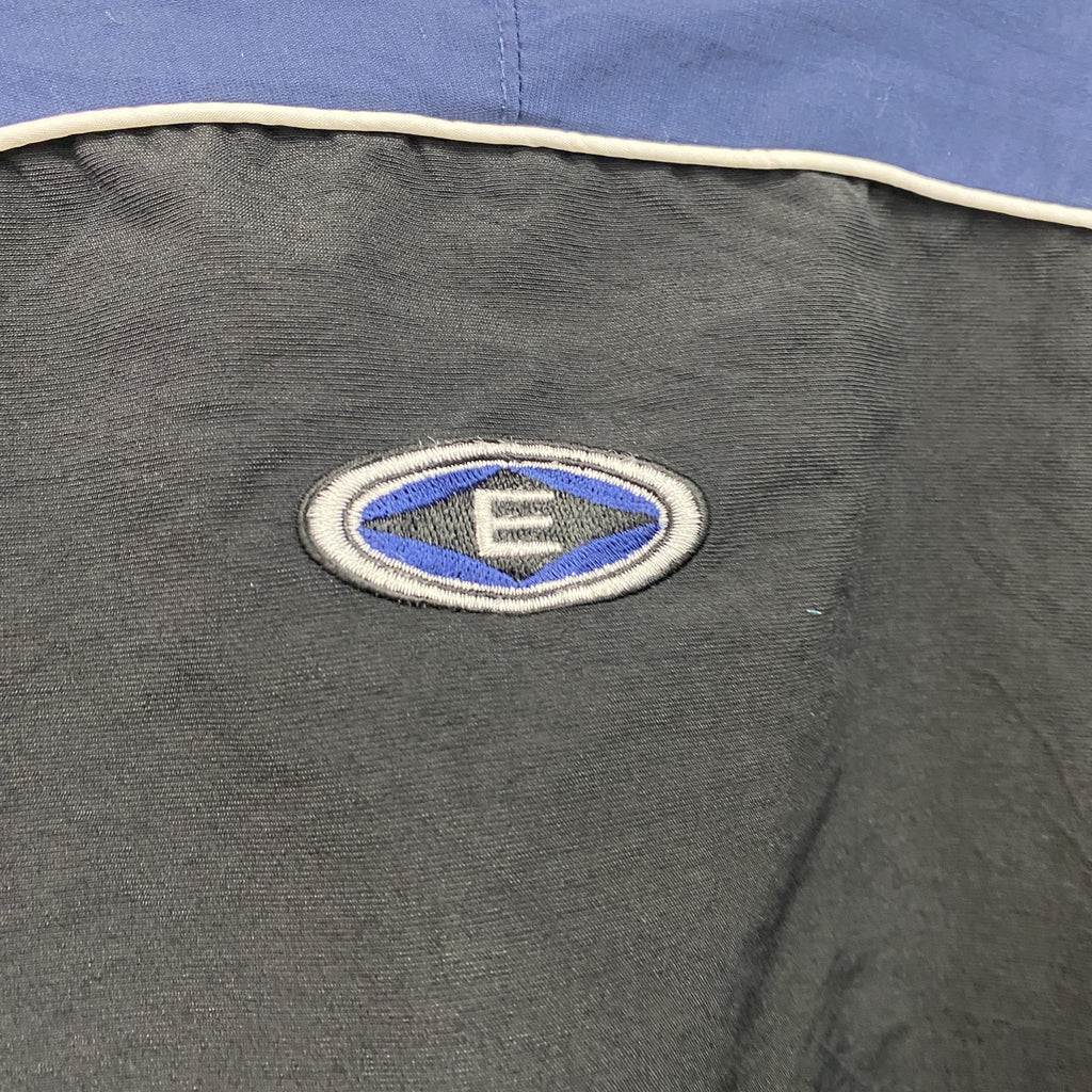 ～90s　EASTON　ナイロンプルオーバージャケット　Vネック　刺繍ロゴ　ワッペン　ヴィンテージ　黒　ブラック　Lサイズ　古着