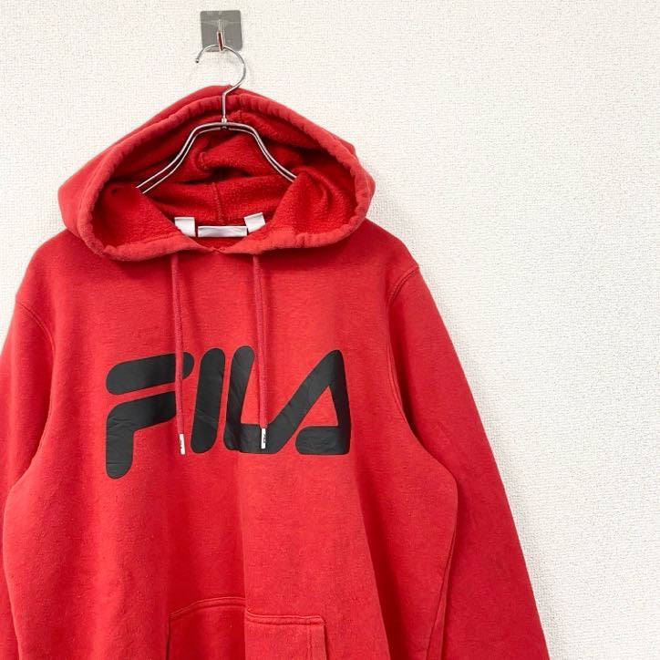 FILA　フィラ　長袖ロゴプリントパーカー　スウェットフーディ　赤　レッド　レトロデザイン　秋冬服　Lサイズ　古着