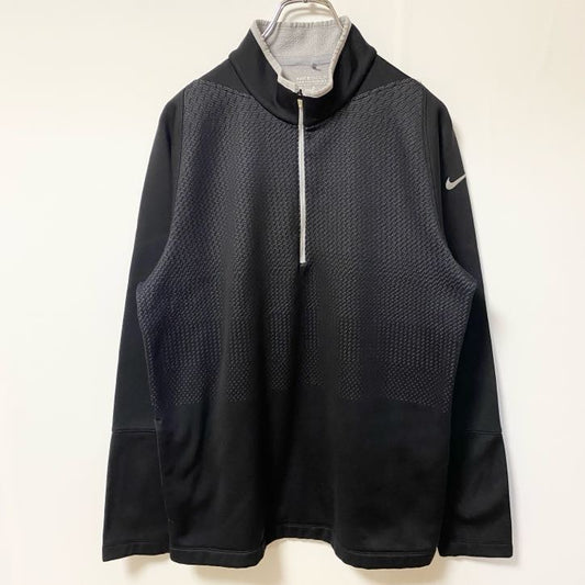 古着 used　NIKEGOLF ナイキゴルフ　長袖ハーフジップトレーニングウェア　裏フリース　ワンポイントプリント　黒　Mサイズ