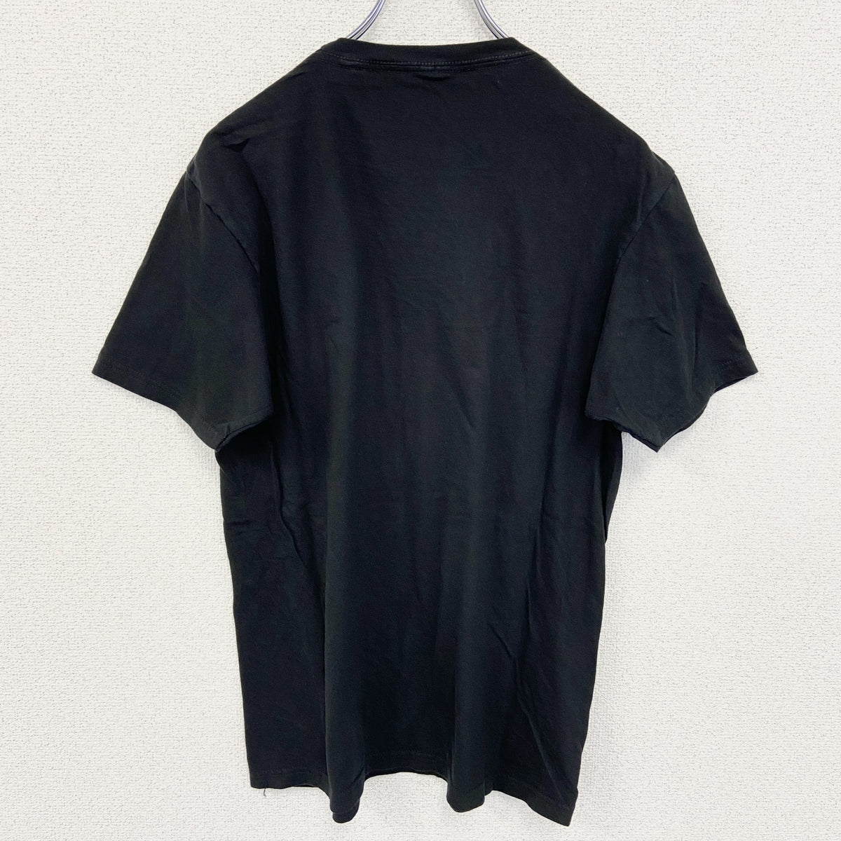 Eight　半袖ワンポイント刺繍Tシャツ　サンタクロース　シンプルデザイン　黒　ブラック　クルーネック　　古着