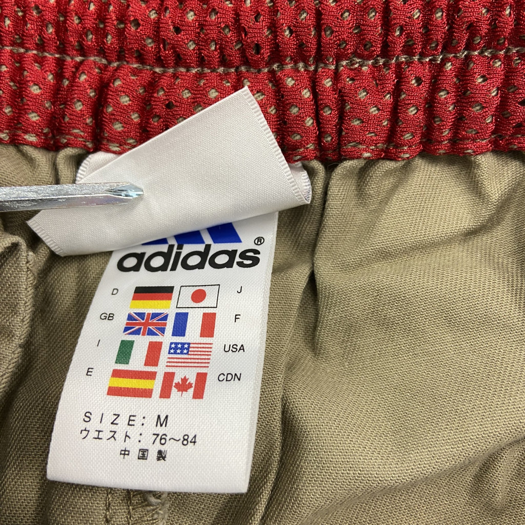 90s　adidas　アディダス　ハーフパンツ/ショートパンツ　パフォーマンスロゴ　ヴィンテージ　ベージュ　Mサイズ　古着