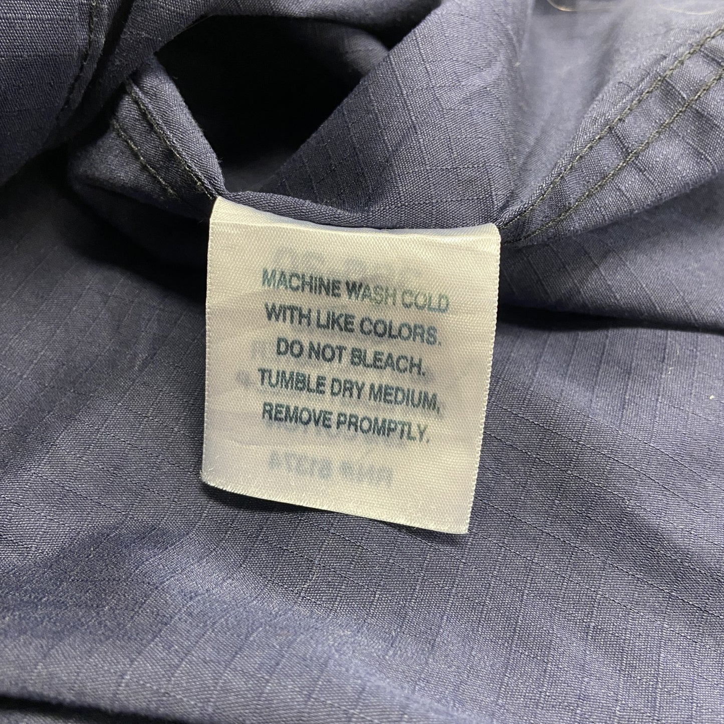 Carhartt　カーハート　長袖ワークシャツ　ボタンダウンシャツ　ダブルポケット　紺　ネイビー　Lサイズ