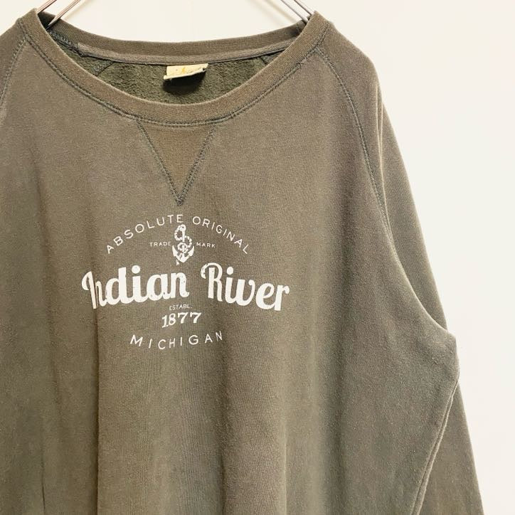 古着 used　長袖プリントスウェット　クルーネックトレーナー　Vガゼット　Indian River　ミシガン州　緑　グリーン　レトロ