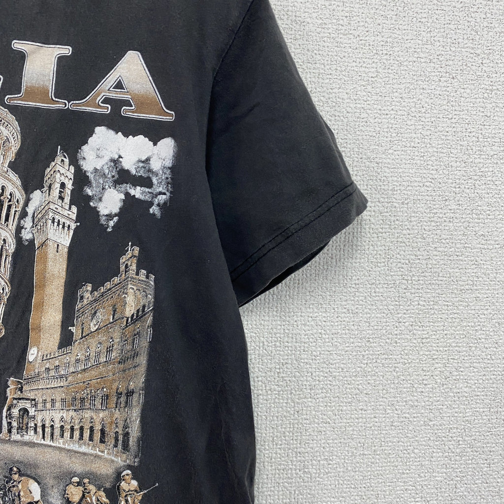 KOKSE　半袖プリントTシャツ　イタリア　ユーロ　アートプリント　ビックロゴ　ダークグレー　Mサイズ　古着