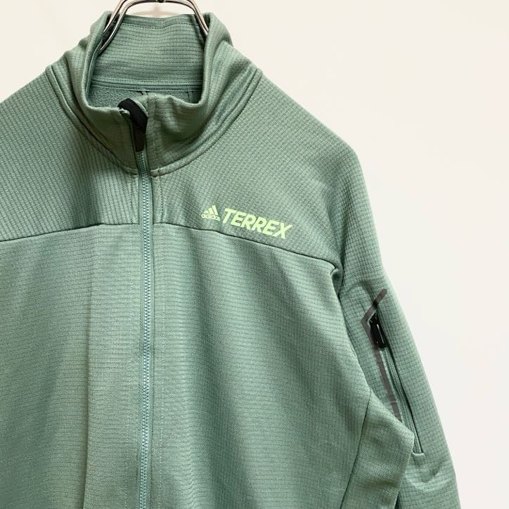 adidas　アディダス　長袖ワンポイントプリントトラックジャケット　ハイネックジャージ　緑　グリーン　Lサイズ　古着