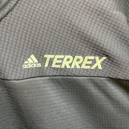 古着 used　adidas　アディダス　長袖ワンポイントプリントトラックジャケット　ハイネックジャージ　緑　Lサイズ