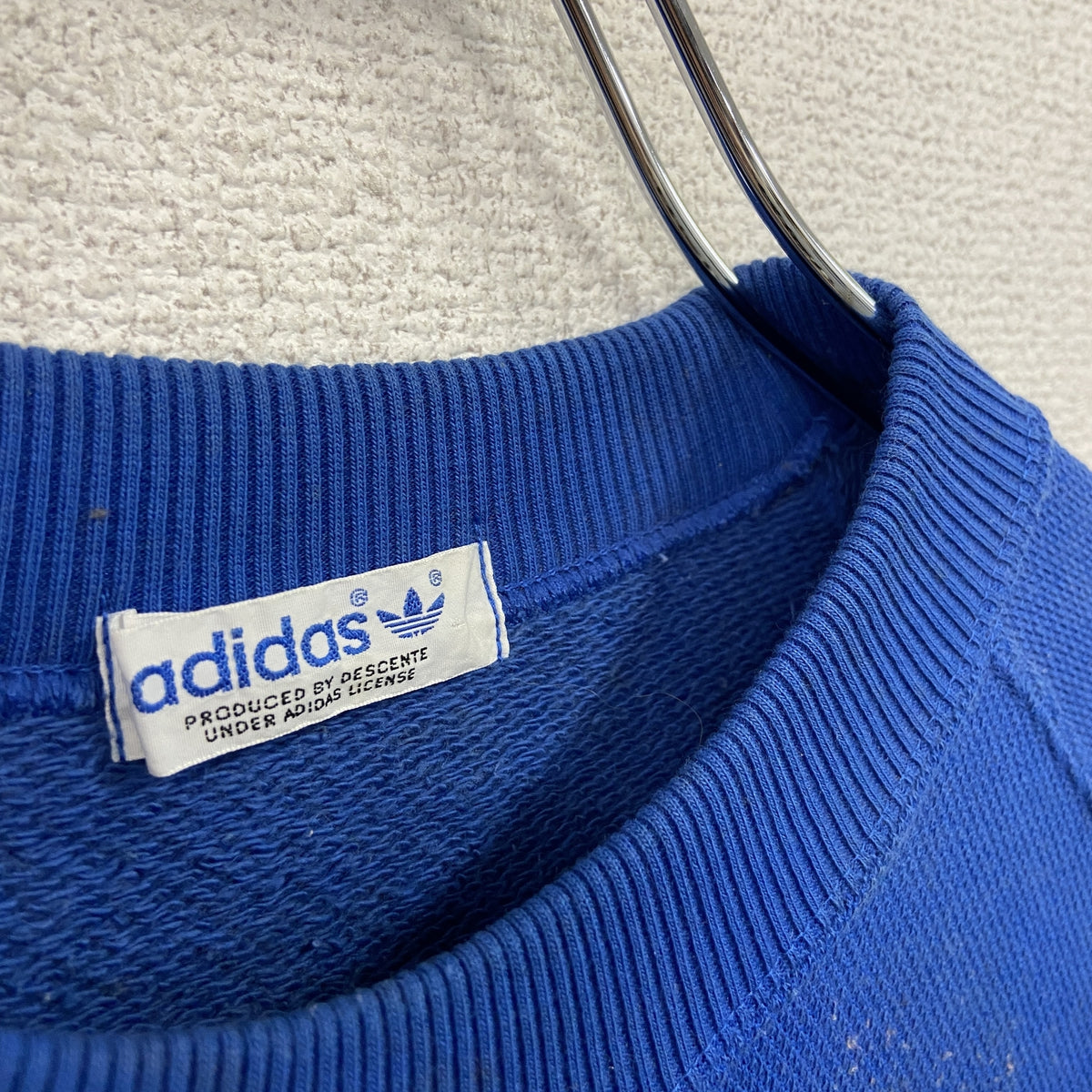 adidas　アディダス　デサント　スウェット/トレーナー　青　ブルー　Sサイズ　古着