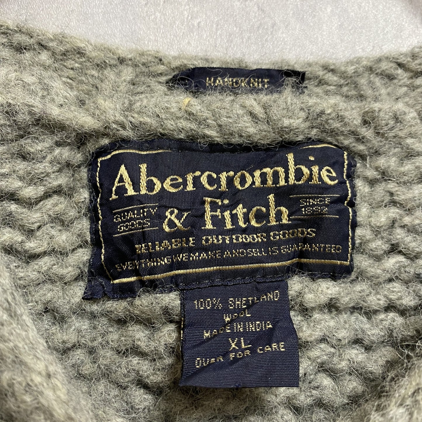 古着 used　Abercrombie＆Fitch　アバクロ　長袖ニット　ノルディック柄セーター　グレー　Lサイズ