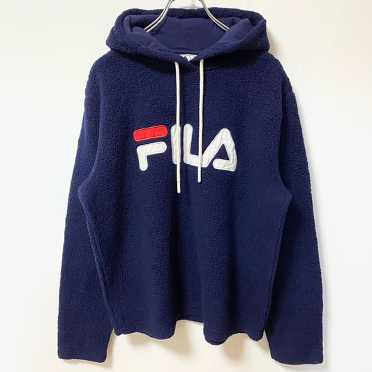 古着 used　FILA フィラ　長袖フリースパーカー　プルオーバー　ビックロゴ　ネイビー　紺　秋冬服　Ｌサイズ